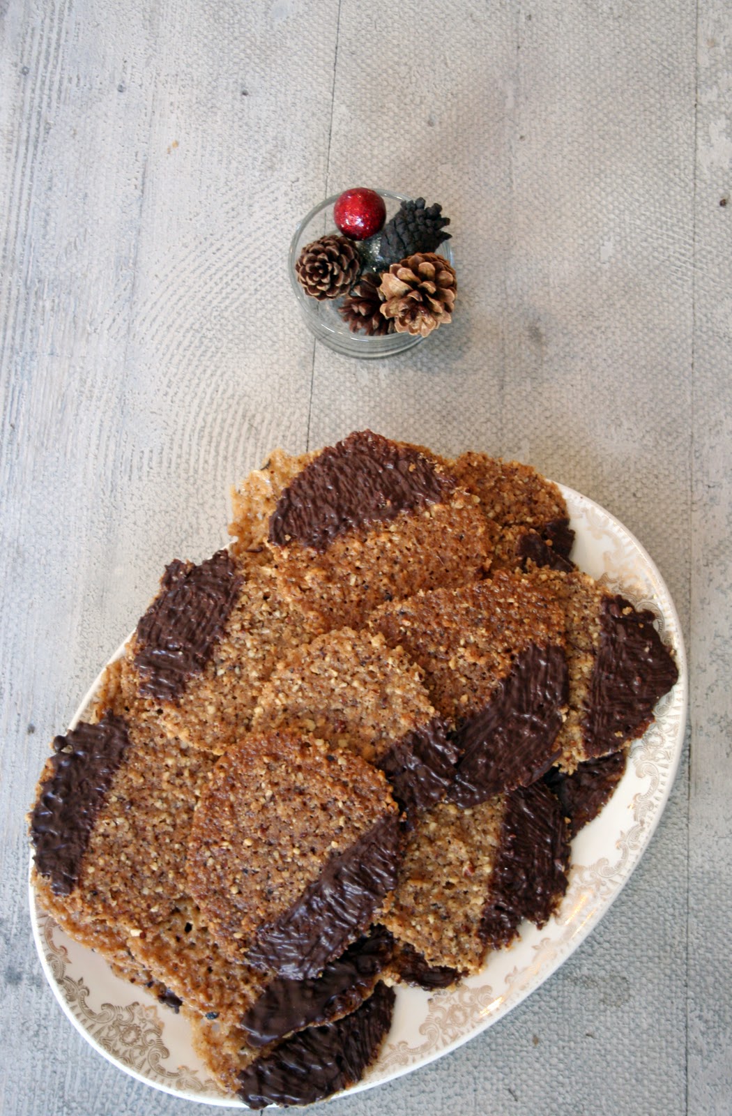 Chocolate Dipped Hazelnut Lace Cookie Recipe