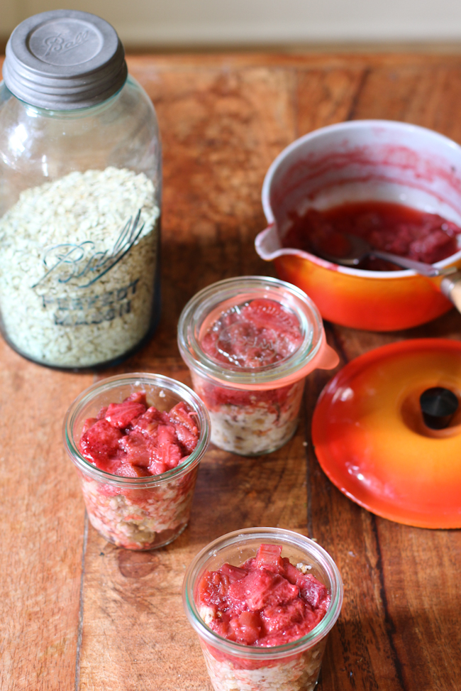 Strawberry Rhubarb Oatmeal in a Weck Jar