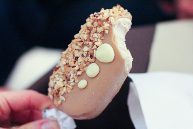 hazelnut gelato bar in Lucca Italy