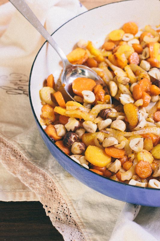 Spanish Carrots with Fennel and Hazelnuts 