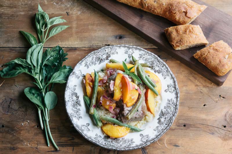 Roasted Pork Chops with Peaches and Green Beans