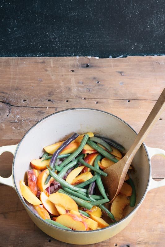 Roasted Pork Chops with Peaches and Green Beans