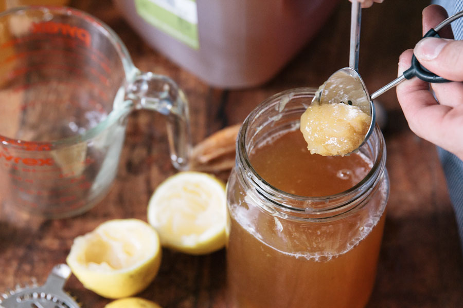 Caramel Apple Cider Cocktail Recipe