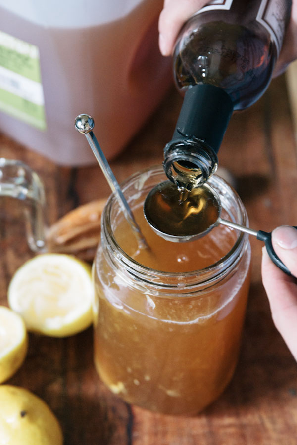 Caramel Apple Cider Cocktail Recipe