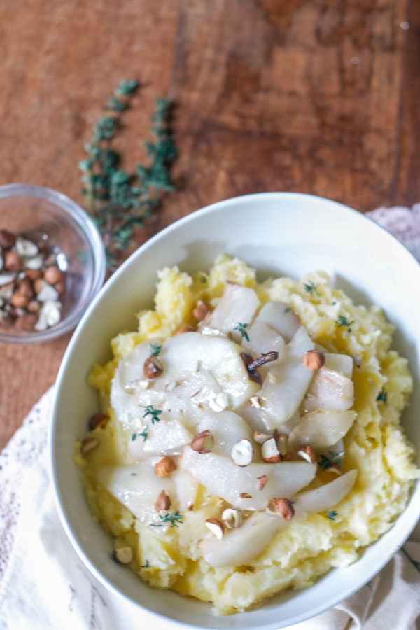 Thanksgiving Side Dish Recipe Mashed Rutabaga with Ginger Roasted Pears 