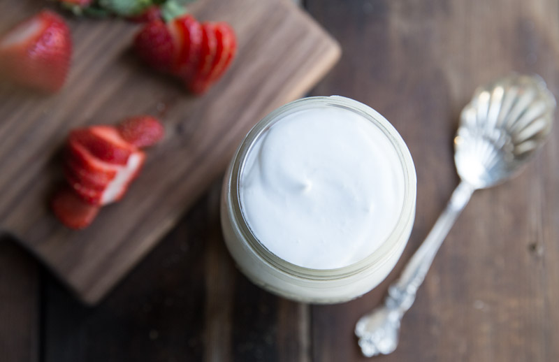 Coconut Milk Whipped Cream {dairy free} • theVintageMixer.com