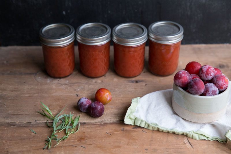 Plum Tarragon Jam Recipe • theVintageMixer.com #canning #preserving