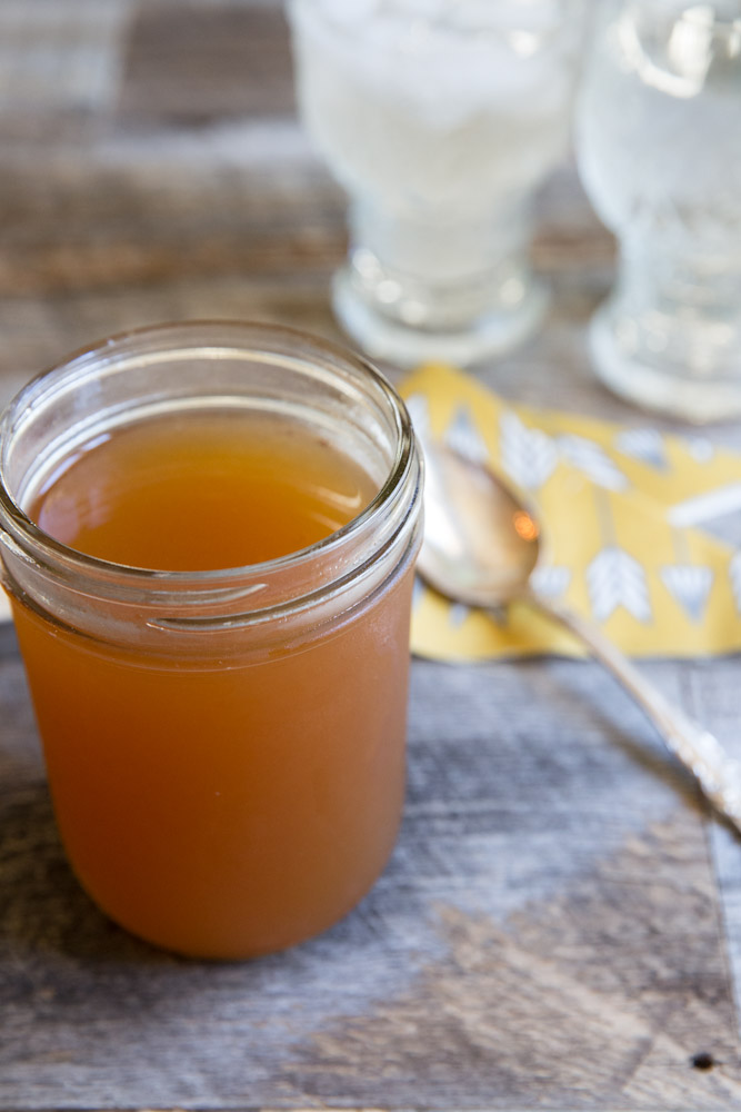 Apricot Shrub Recipe- great for cocktails or homemade sodas • theVintageMixer.com