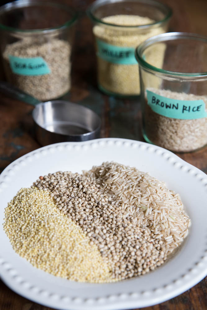 Slow Cooker Cheesy Chicken and Broccoli with Three Grains • theVintageMixer.com