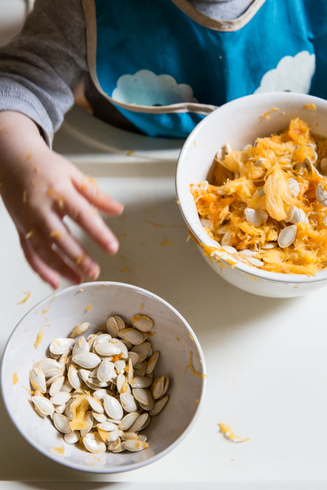 Homemade Pumpkin Puree Recipe • theVintageMixer.com