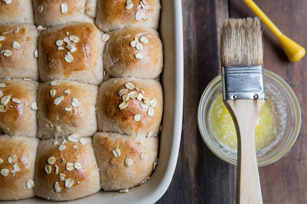 Honey Whole Grain Rolls • theVintageMixer.com #Thanksgiving