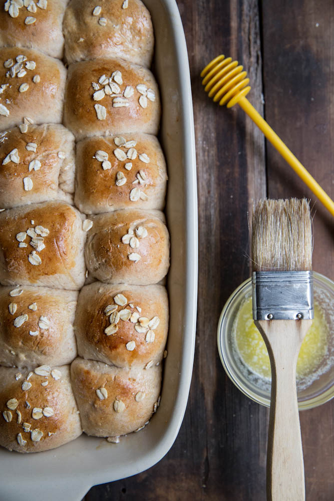 Honey Whole Grain Rolls • theVintageMixer.com #Thanksgiving