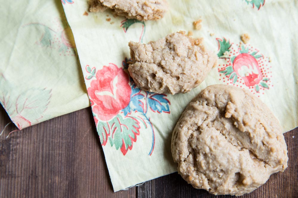 Peanut Butter Maple Cookies • theVintageMixer.com #cookies