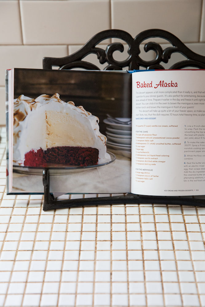 Red Velvet Baked Alaska Christmas Cake • theVintageMixer.com #Christmas