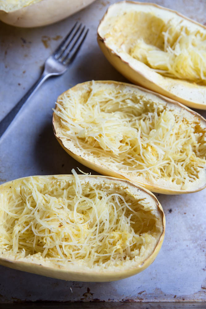 Twice Baked Spaghetti Squash Recipe • theVintageMixer.com #healthydinner