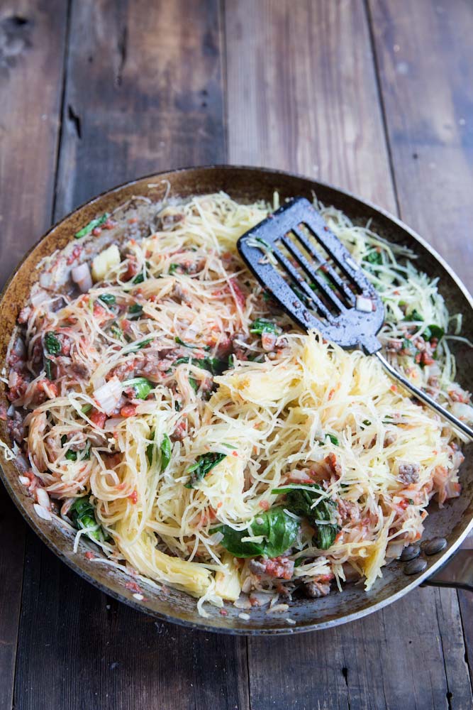 Twice Baked Spaghetti Squash Recipe • theVintageMixer.com #healthydinner