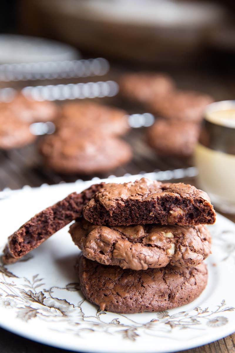 Chewy Chocolate Cookie Recipe • theVintageMixer.com #cookies #chocolate