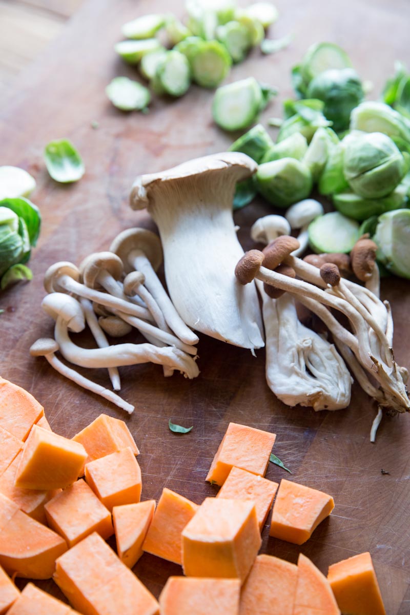 Sweet Potato Mushroom Brussels Sprout Hash with Quinoa • theVintageMixer.com #breakfast