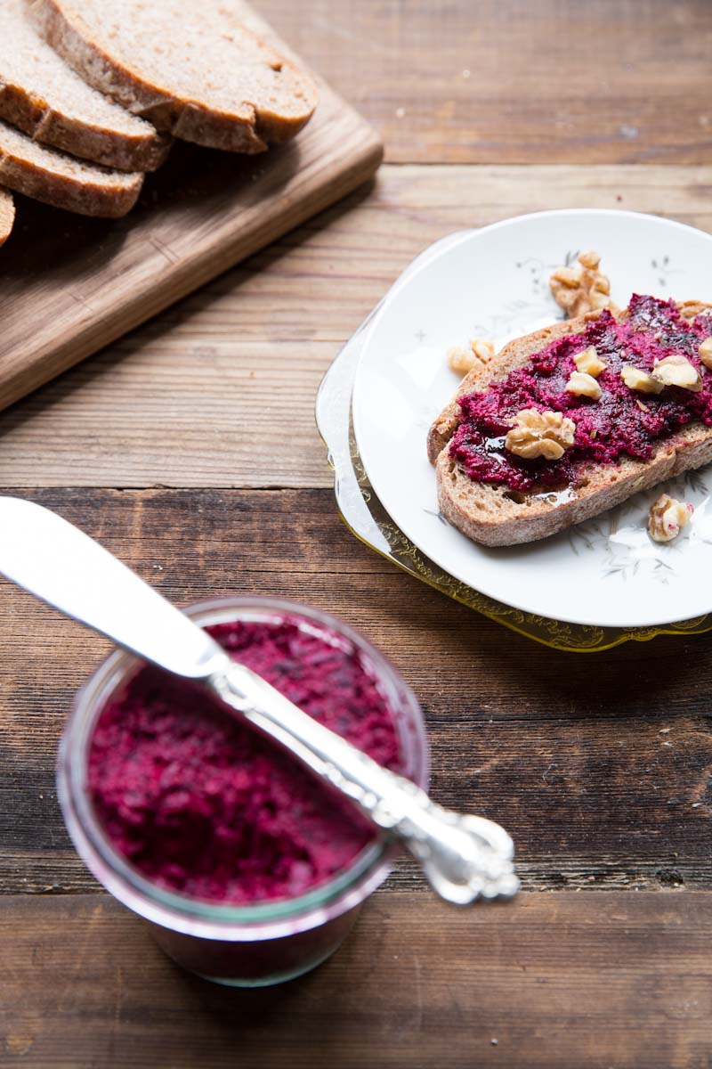 Roasted Beet and Walnut Dip Recipe • theVintageMixer.com #beets #appetizer