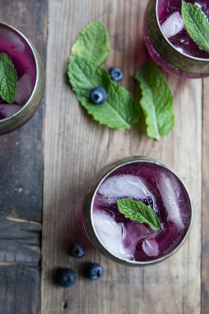 blueberry mint gin cocktail recipe • theVintageMixer.com #cocktail