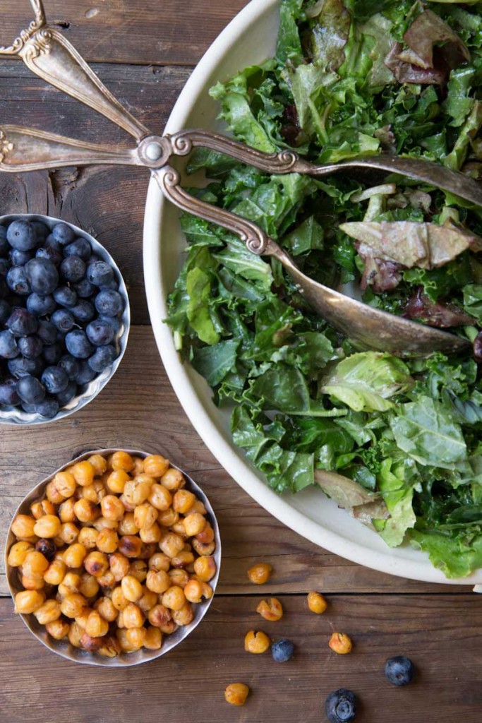 kale and blueberry caesar salad recipe • theVintageMixer.com #saladrecipe #eatseasonal