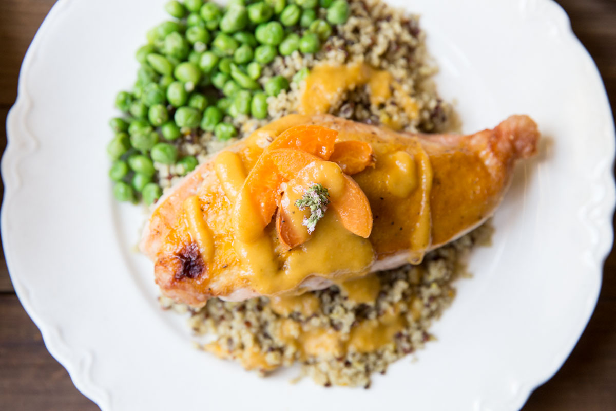 apricot chicken recipe • theVintageMixer.com #eatseasonal