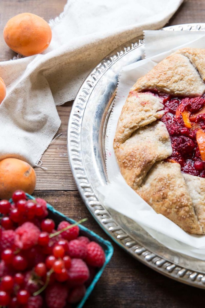 raspberry apricot galette recipe • theVintageMixer.com #galette #fruitrecipe #dessert