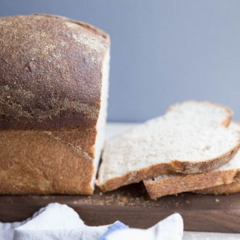 Homemade Sourdough Bread Recipe • theVintageMixer.com #bread #homemadebread #sourdoughbread