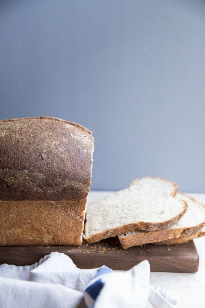 Homemade Sourdough Bread Recipe • theVintageMixer.com #bread #homemadebread #sourdoughbread