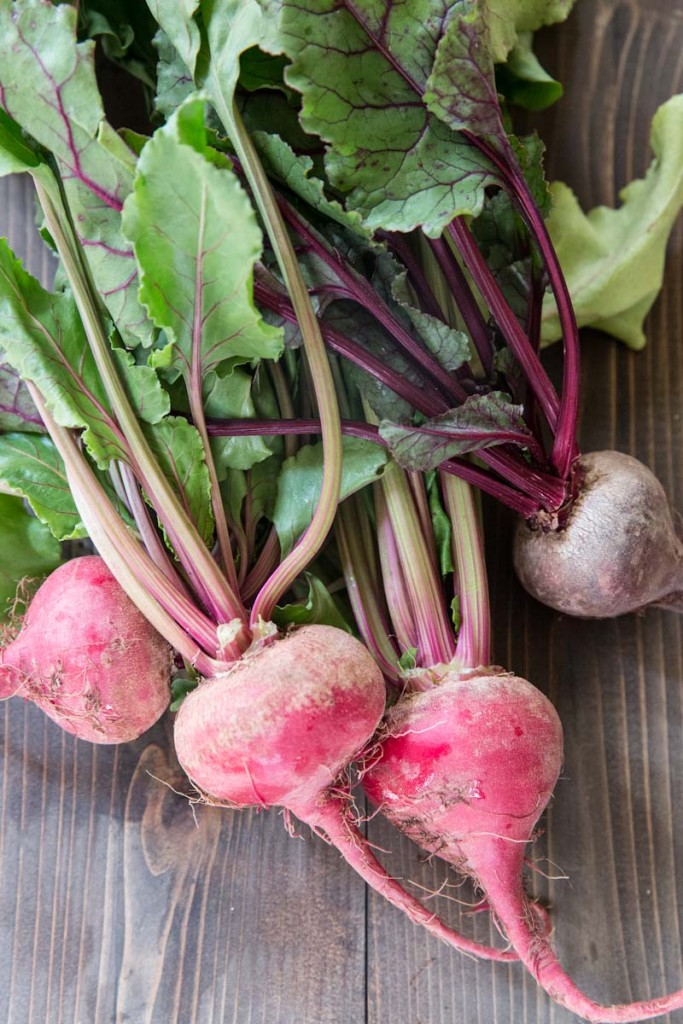 Farm Fresh Beets #eatseasonal theVintageMixer.com