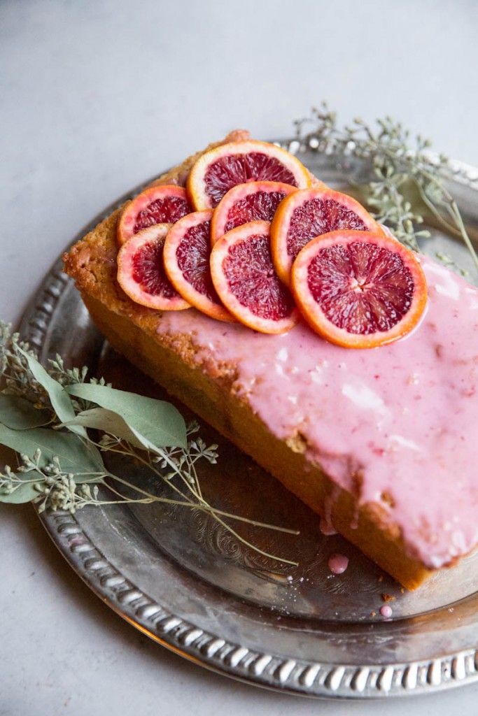 Blood Orange Olive Oil Cake • theVintageMixer.com #bloodoranges #cake #healthyrecipe #cleaneating #valentinesrecipe