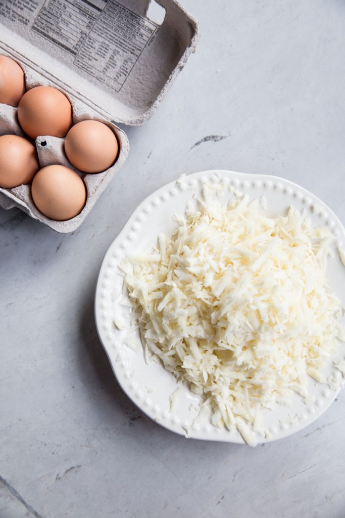 Parsnip Hash Browns • theVintageMixer.com #cleaneating #healthyrecipe #eatseasonal