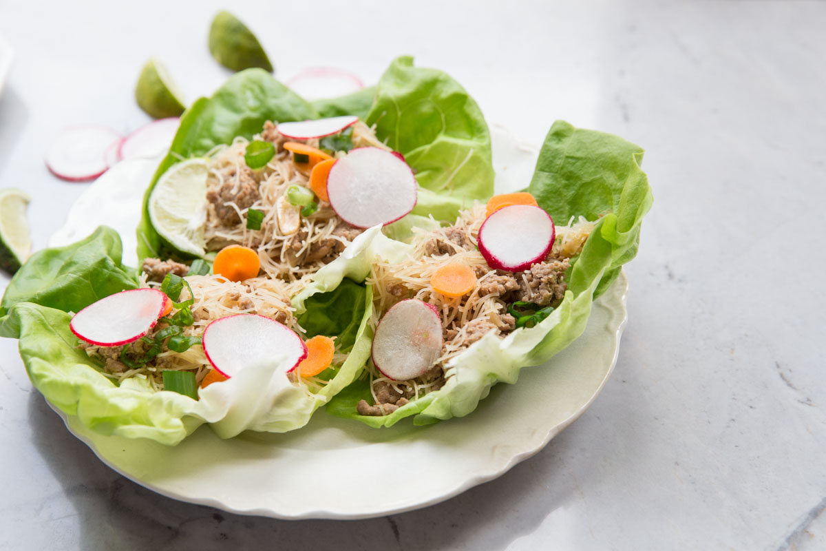 Chicken Lettuce Wraps • theVintageMixer.com #heatlhyrecipe #glutenfreerecipe #lettucewraps #chickenrecipe