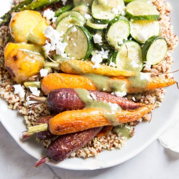 Quinoa and Lentils with Roasted Veggies • theVintageMixer.com #healthyrecipe #quinoarecipe