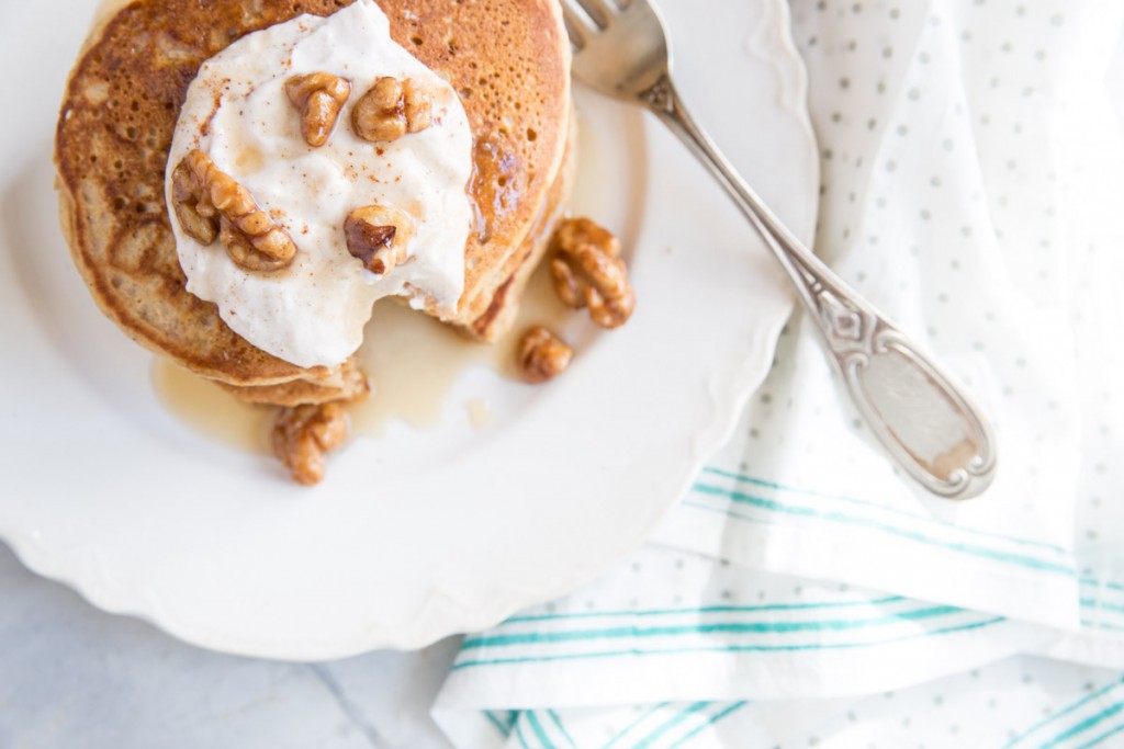 Carrot Cake Pancake Recipe with Whipped Ricotta Cream • theVintageMixer.com #breakfast #pancakes #carrotcake