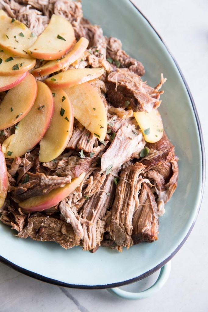 Cider Slow Cooked Pulled Pork Recipe • theVintageMixer.com #pulledpork #slowcookerrecipe