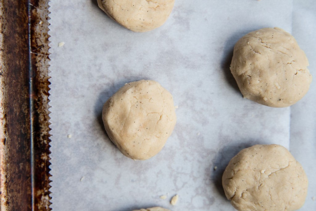 Halva Cookie Recipe • theVintageMixer.com #cookie #cookierecipe #halvacookie #tahini