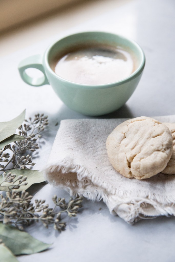 Halva Cookie Recipe • theVintageMixer.com #cookie #cookierecipe #halvacookie #tahini