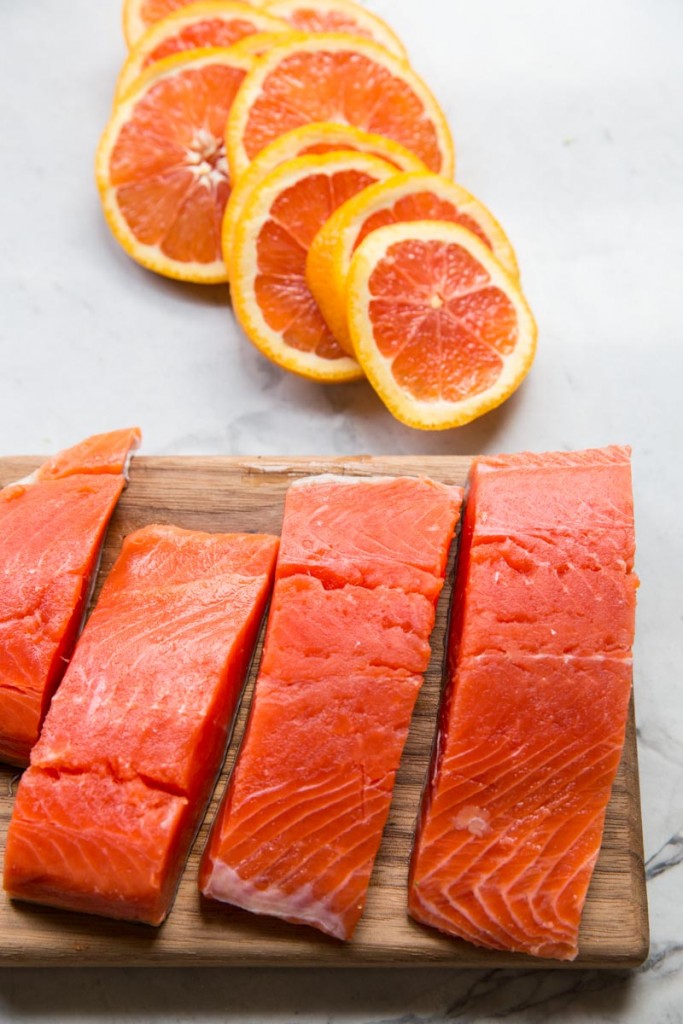 Orange Sesame Sheet Pan Salmon Recipe • theVintageMixer.com #salmonrecipe #easydinner #healthydinner #myharmons