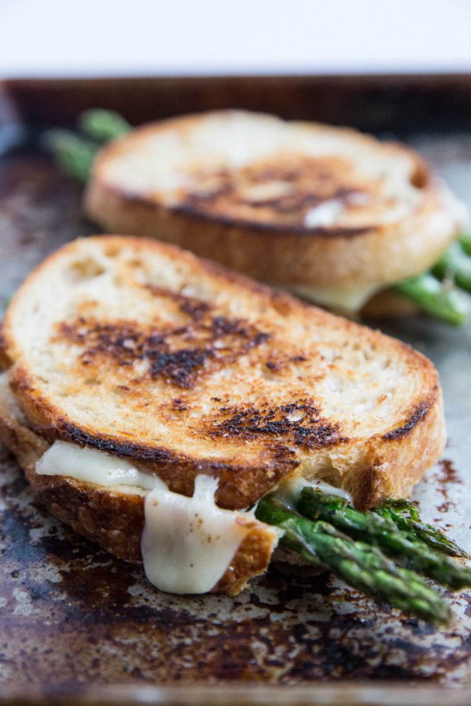 Best Grilled Cheese Sandwich - JoyFoodSunshine