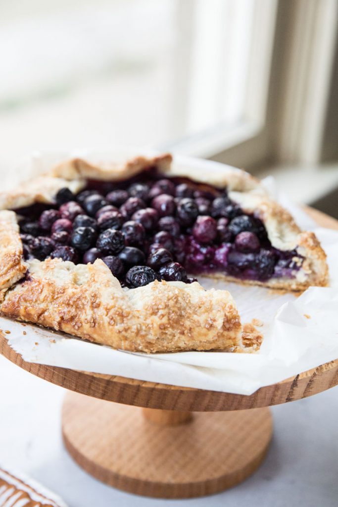 Blueberry Frangipane Tarts (Vegan) - Domestic Gothess