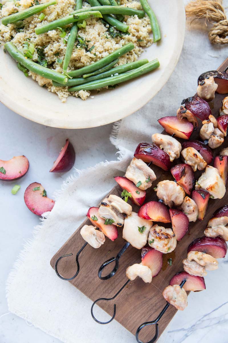 Next time you make kebabs you have to try these chicken kebabs with plums and an Asian-style sauce. 