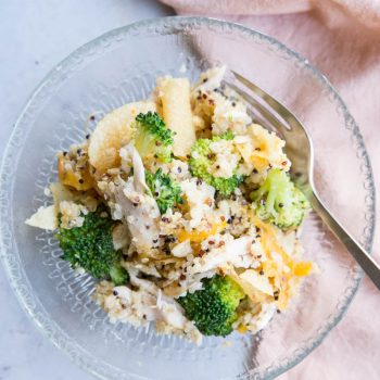 This gluten free cheesy Chicken and Broccoli Quinoa Casserole is one the whole family will love!