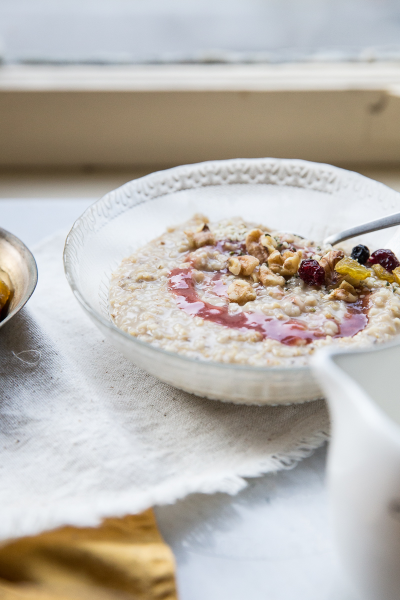 Love this recipe for Instant Pot Steel Cut Oatmeal! It makes enough for the whole week. 