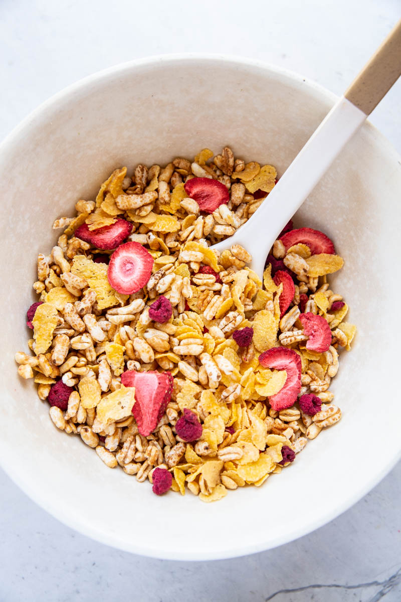 Make a big batch of this healthy homemade cereal recipe and it will last you for weeks!